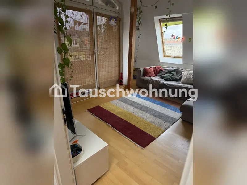 Tauschwohnung: Lichtdurchfluteter DG (3 Zi.) sucht 4-Zimmer in Wilmersdorf! — photo 1